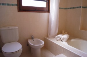 Villa - 2e salle de bain - 2st bathroom - segundo baño      